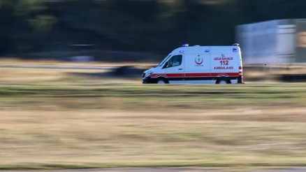 Ambulansın çarptığı çocuk hayatını kaybetti