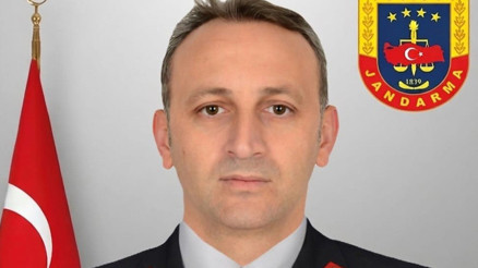 Bakan Çiftçi acı haberi duyurdu Uzman çavuş, rastgele ateş açan şüpheliye müdahale sırasında şehit oldu Bakan Çiftçi acı haberi duyurdu Uzman çavuş, rastgele ateş açan şüpheliye müdahale sırasında şehit oldu