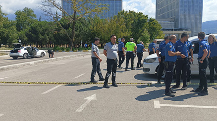 Boşanma davası sonrası ortalık karıştı Adliye otoparkında pompalı tüfek ve tabancalı kavga; 5 gözaltı