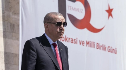 Cumhurbaşkanı Erdoğan: FETÖ tehdidi devam ediyor, gardımızı düşürmeyeceğiz