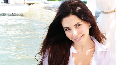 Dilara Aksüyek: Otel odamı kendim temizlerim