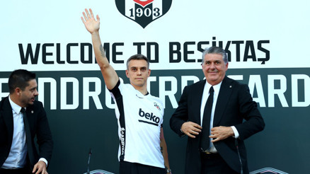 Leandro Trossard imzayı attı: Çok heyecanlıyım