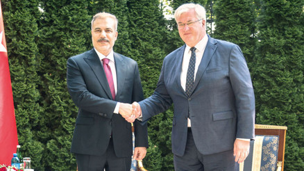 Fidan’dan Kiev’de mesajlar: Savaş Karadeniz’e taşınmasın Fidan’dan Kiev’de mesajlar: Savaş Karadeniz’e taşınmasın