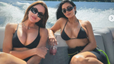 Anneannen daha yeni öldü, bu fotoğraflar ne