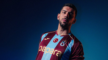 Trabzonspor Cenk Özkacar transferini KAPa bildirdi