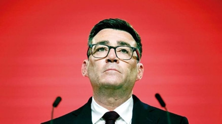 Londra’da devir teslim günü… Burnham Başbakanlığa başlıyor