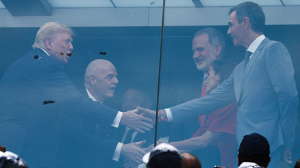 Trump-Sanchez gerilimine futbol arası: Dünya Kupası finalinde dikkat çeken anlar