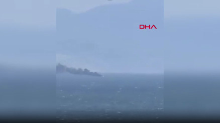 Didim açıklarında tekne yangını: 2 kişi denizden kurtarıldı