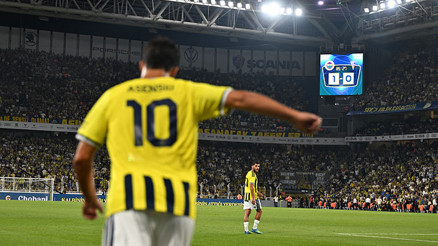Marco Asensio, 10 numaralı formasıyla Kadıköyde