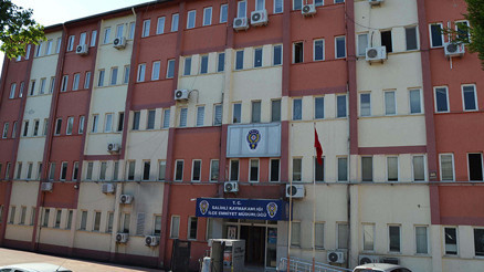 Koruma kararına öfkelenip eve geldi: Darbettiği eşini 5 bıçak darbesiyle öldürdü