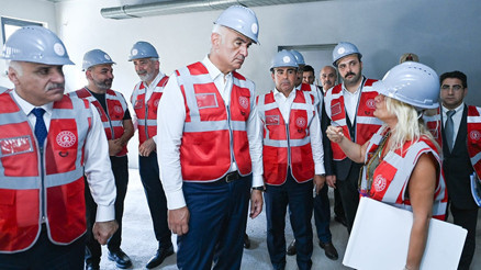 Cunta rejimin karanlık yüzü Diyarbakır Cezaevi kültür ve sanat adası oluyor Bakan Ersoy: Cunta dönemlerinin karanlığı unutturulmayacak