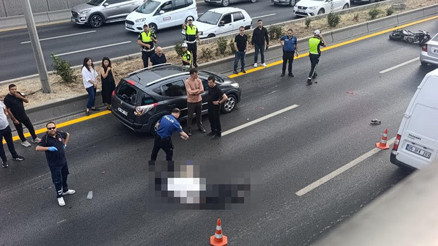 İki araca çarpan motosikletin sürücüsü uzman çavuş öldü