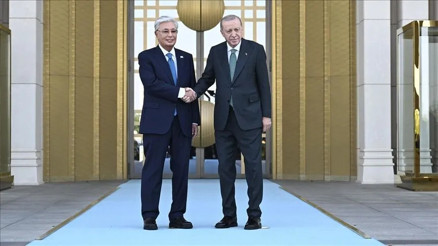 Kazakistan Cumhurbaşkanı Tokayevden Ukraynada barış için İstanbul formülü 2.0a dönülsün önerisi
