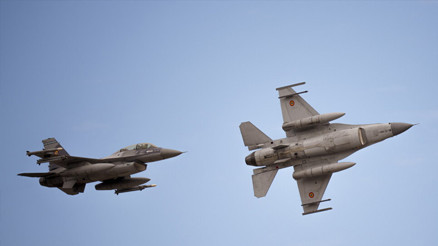Rus İHAsı Romanyayı karıştırdı: F-16lar havalandı