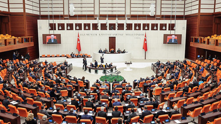 TBMM gündemi yükseköğretim Öğrencilere af kapısı aralanıyor