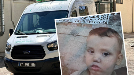 2 yaşındaki çocuğun feci ölümü: Kapı açılınca yola savruldu, başka bir araç üzerinden geçti
