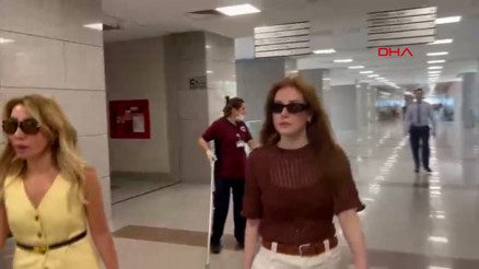 Ahbap Derneği soruşturması: Elçin Sangu ifade vermek için adliyeye geldi Ahbap Derneği soruşturması: Elçin Sangu ifade vermek için adliyeye geldi