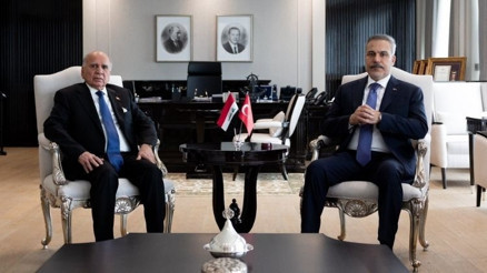 Dışişleri Bakanı Hakan Fidan, Iraklı mevkidaşı Fuad Hüseyin ile görüştü