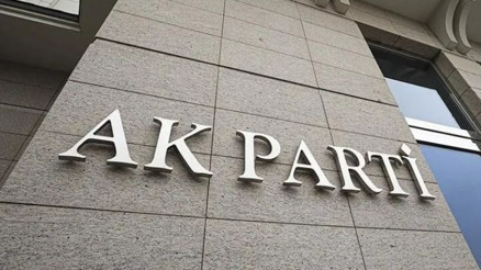 AK Partiden 25. yıla özel logo… Hayata geçirilen eserler damga vurdu