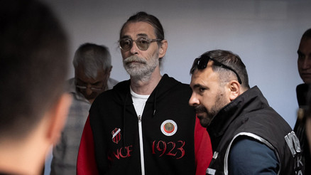 Son dakika... Etimesgut Belediyesine yolsuzluk operasyonu: Erdal Beşikçioğlu gözaltına alındı