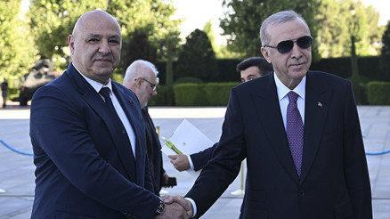 Cumhurbaşkanı Erdoğan, Lübnan Cumhurbaşkanı Avnı Külliyede resmi törenle karşıladı