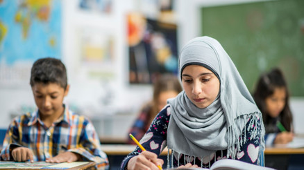 Okullarda İslam dini dersleri verilsin