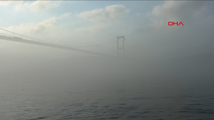 İstanbul Boğazı’nda yoğun sis İstanbul Boğazı’nda yoğun sis