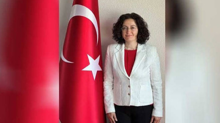 Başkonsolos Taşan Cebeci: İlk nesil övgüyü hakkediyor