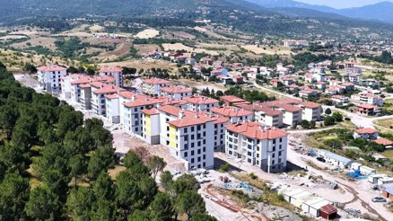 Balıkesirde 305 konut ve 1 iş yeri, hak sahiplerine teslim edilecek