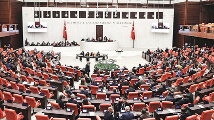 Meclis’te tarihi oturum