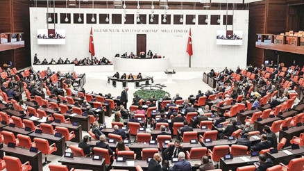 Meclis’te tarihi oturum