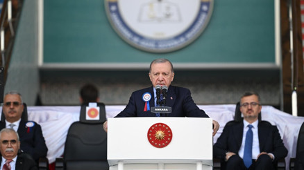 Cumhurbaşkanı Erdoğan: Terörsüz Türkiye ve terörsüz bölge vizyonumuzun menziline ulaştırılması hayati önemdedir