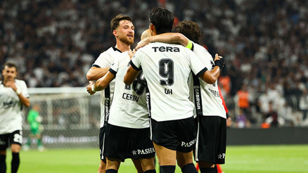 Beşiktaş (2) 1-0 (0) Hradec Kralove (UEFA Avrupa Ligi 3. ön eleme turu)