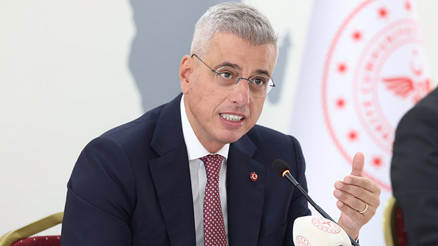 Sağlık Bakanı Memişoğlu: SMA hastalarının yurt dışındaki tedavi sonuçlarını bilimsel olarak çalışıyoruz