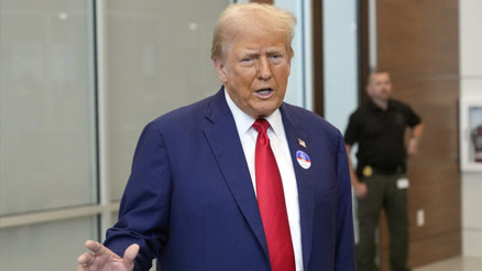 İrandan yemek kamyonuna binen Trumpa imalı gönderme