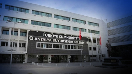 Antalya Büyükşehir Belediyesine operasyonda yeni gelişme: İhalelere müfettiş incelemesi