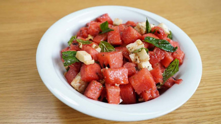 Karpuzlu salata