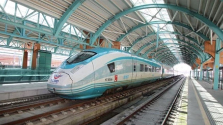 YHT BİLET FİYATLARI 2026: İstanbul-Ankara hızlı tren biletleri ne kadar oldu Hızlı tren biletlerine zam geldi