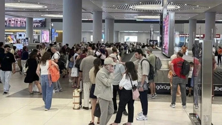 İstanbul Havalimanı günlük uçuş ve yolcu sayısında tüm zamanların rekorunu kırdı