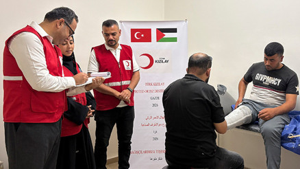Türk Kızılay Gazze’de Protez Destek Projesi başlattı