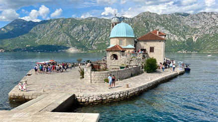 Karadağın güzelliği tescillenmiş nefes kesen sahil kenti, Kotoru beraberce keşfetmeye ne dersiniz Karadağın güzelliği tescillenmiş nefes kesen sahil kenti, Kotoru beraberce keşfetmeye ne dersiniz