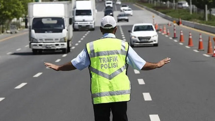 İstanbul Valiliği duyurdu: Bu yollar trafiğe kapatılacak