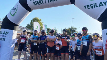 İstanbulda Yeşilay Yarı Maratonu düzenlendi