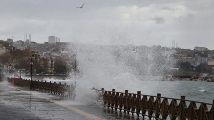 Meteoroloji saat vererek uyardı: Kuvvetli rüzgara dikkat Meteoroloji saat vererek uyardı: Kuvvetli rüzgara dikkat
