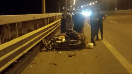 Bolu Dağı geçişinde feci kaza: Kamyona arkadan çarpan motosikletli öldü Bolu Dağı geçişinde feci kaza: Kamyona arkadan çarpan motosikletli öldü