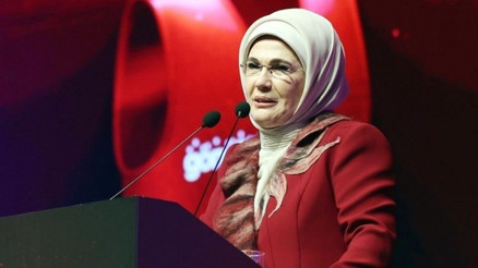 Emine Erdoğan, Mihriban Aliyevanın doğum gününü kutladı