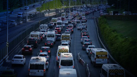 İstanbulda okul alarmı: Ulaşım ve trafik tedbirleri belirlendi