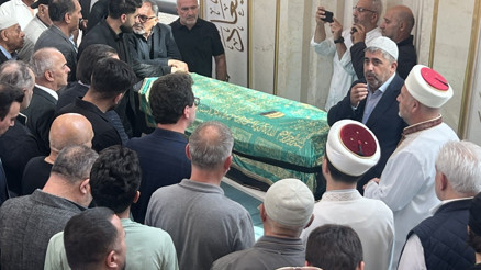 İş insanı Ali Tokuş’un cenaze namazı Köln Merkez Camii’nde kılındı