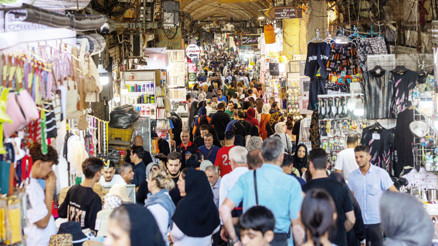 Hem yönetimde hem sokakta ekonomi alarmı var