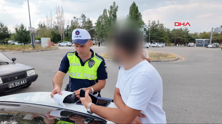 Uygulamadan çağırdığı korsan taksiciyi yakalattı, kendisine de ceza yazıldı